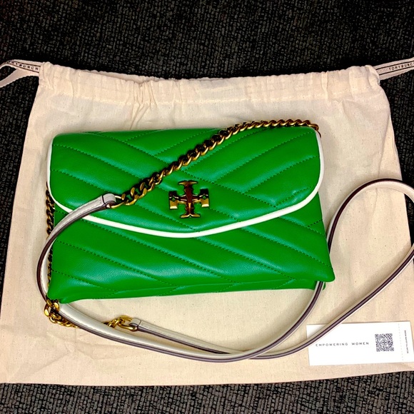 Tory Burch Handbags - Kira Chevron Pop Edge Chain Wallet
